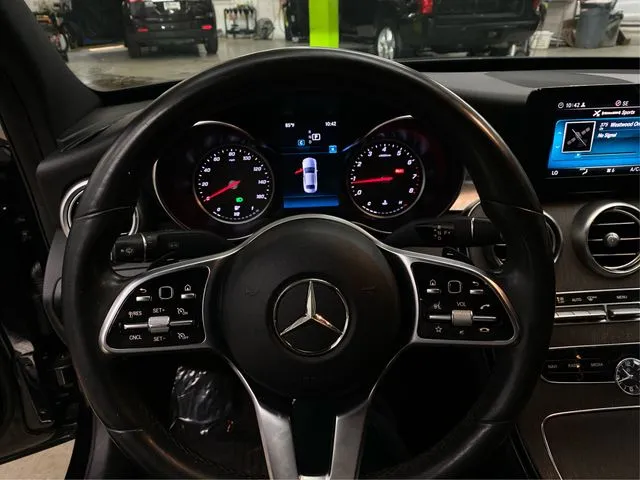 Mercedes-Benz C-Class photo 23