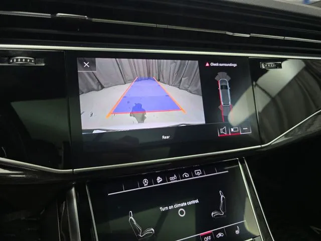 Audi Q7 photo 32