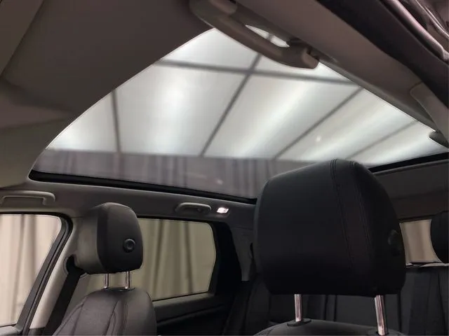 Land Rover Discovery Sport photo 27