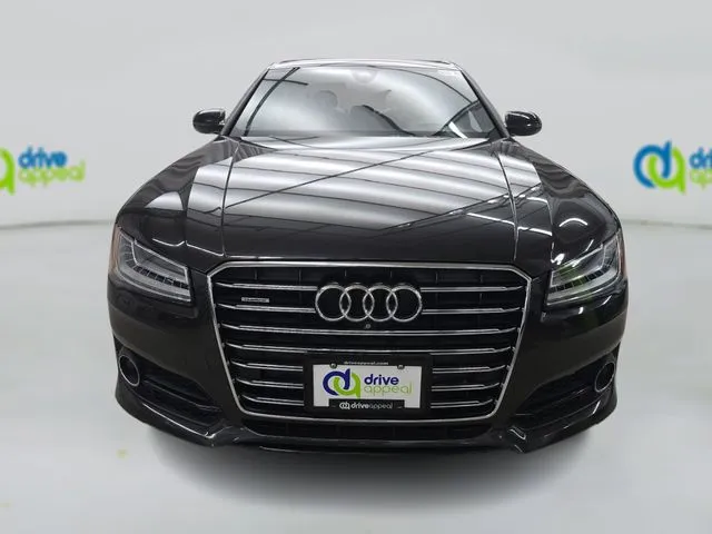 Audi A8 photo 16