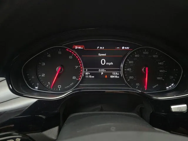 Audi A8 photo 22