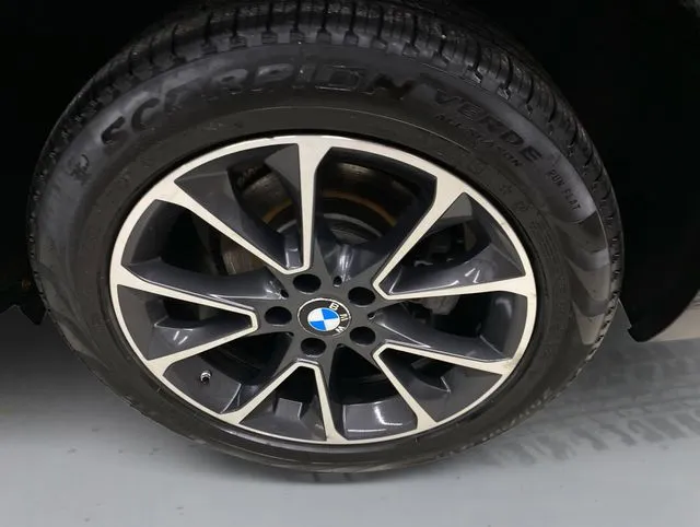 BMW X5 photo 19