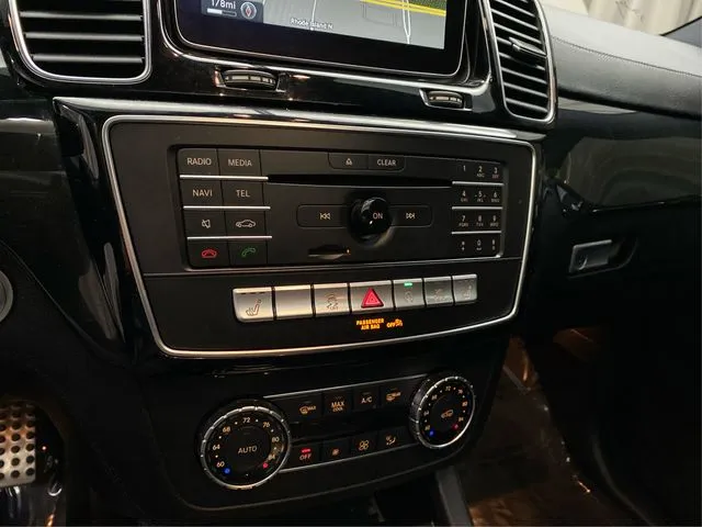Mercedes-Benz GLE photo 33