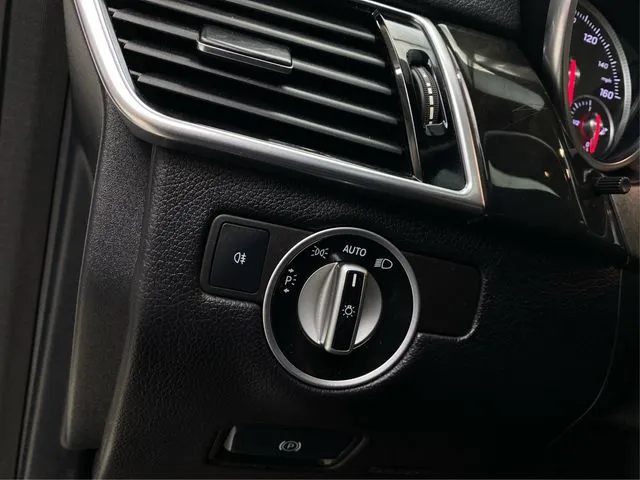Mercedes-Benz GLE photo 24
