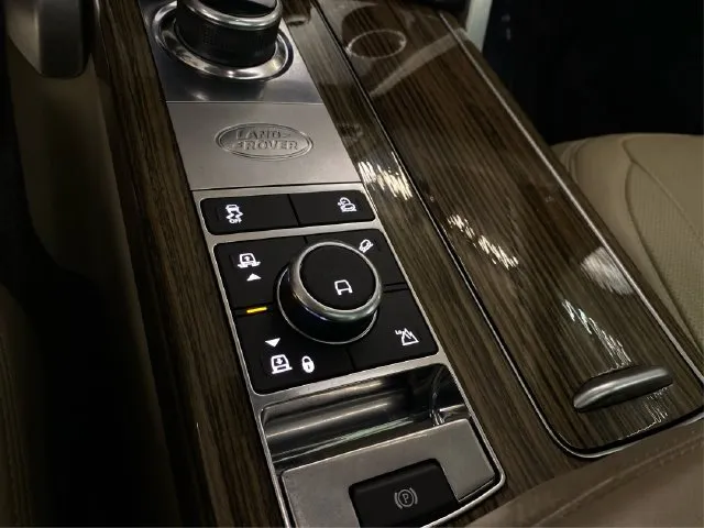 Land Rover Range Rover photo 33