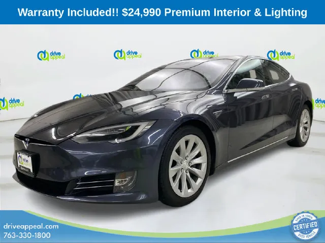Tesla Model S photo 2