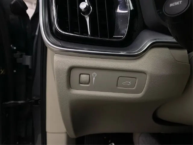Volvo V60 photo 24