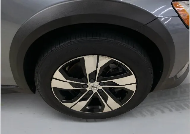 Volvo V60 photo 17