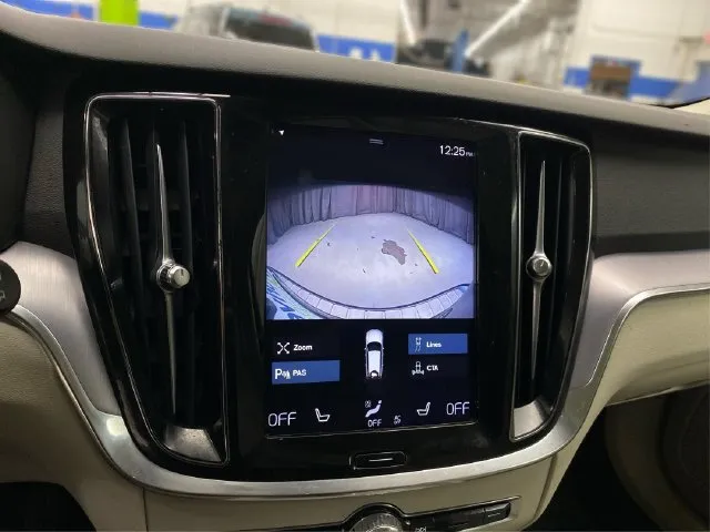 Volvo V60 photo 32