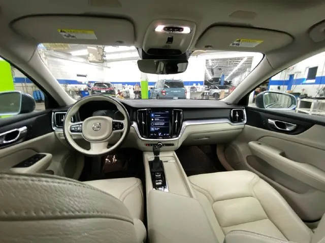 Volvo V60 photo 29