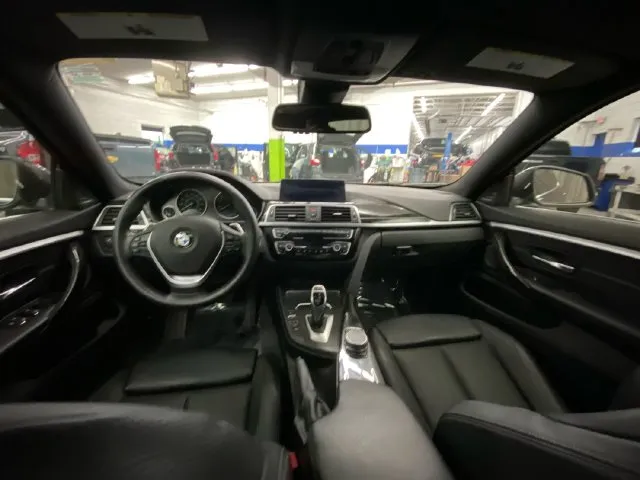 BMW 4 Series photo 29