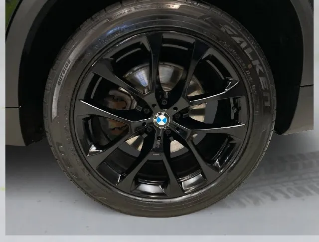 BMW X5 photo 19