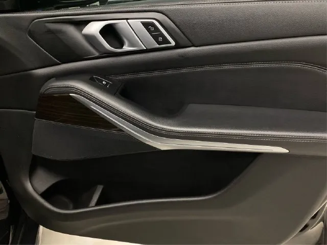 BMW X5 photo 28