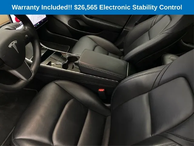 Tesla Model 3 photo 10