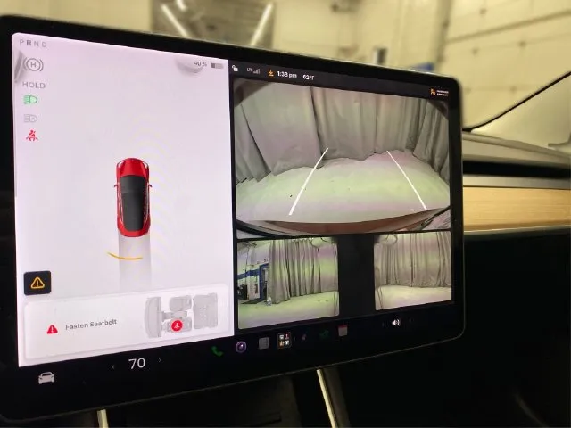 Tesla Model 3 photo 31