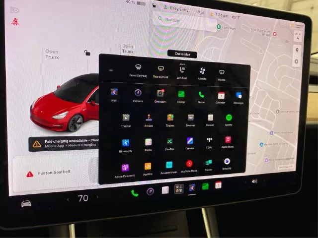 Tesla Model 3 photo 32