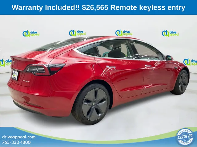 Tesla Model 3 photo 5