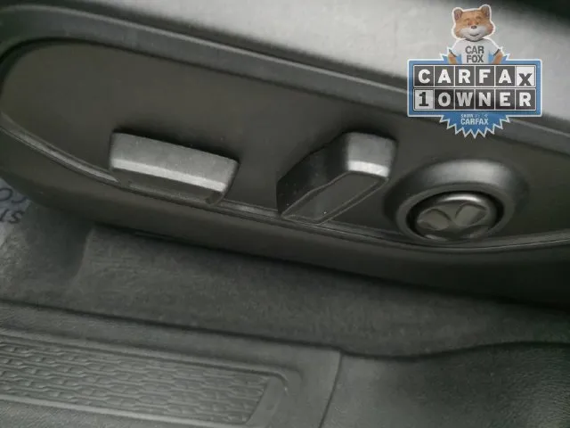 Jeep Grand Cherokee photo 25