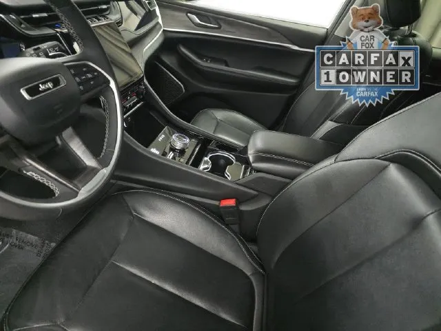 Jeep Grand Cherokee photo 10