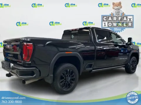 More photos of 2022 GMC Sierra 2500HD Denali at Drive Appeal Eden Prairie, MN