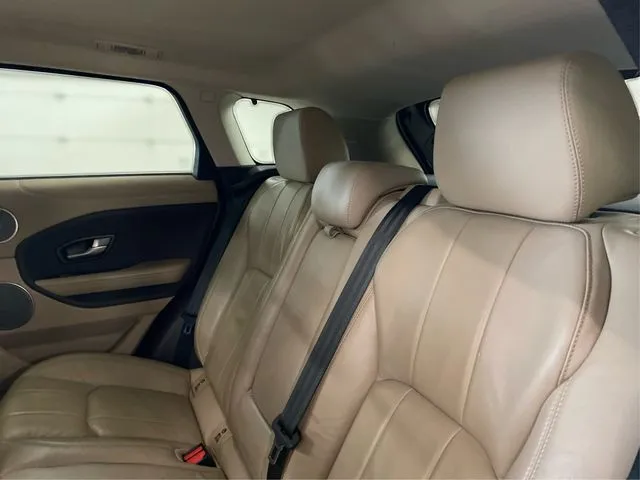 2017 Land Rover Range Rover Evoque SE photo 4