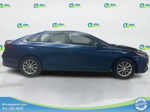 More photos of 2019 Hyundai Sonata SE at Drive Appeal Eden Prairie, MN