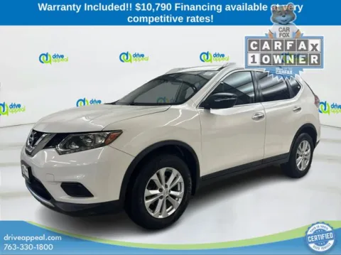 White 2015 Nissan Rogue SV for sale in Eden Prairie, MN