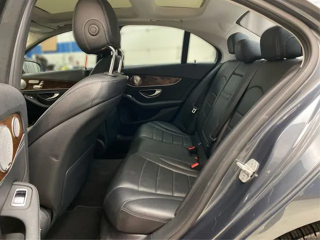 2015 Mercedes Benz C 300 photo 2