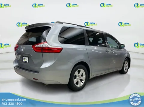 More photos of 2015 Toyota Sienna LE at Drive Appeal Anoka, MN