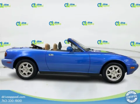 More photos of 1994 Mazda Miata at Drive Appeal Anoka, MN