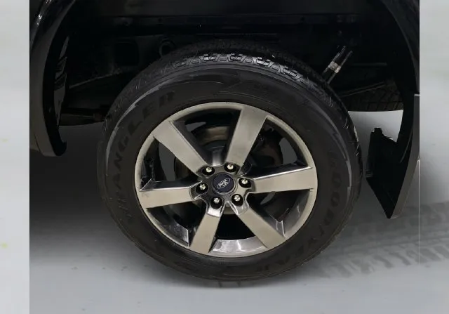 Ford F-150 photo 18