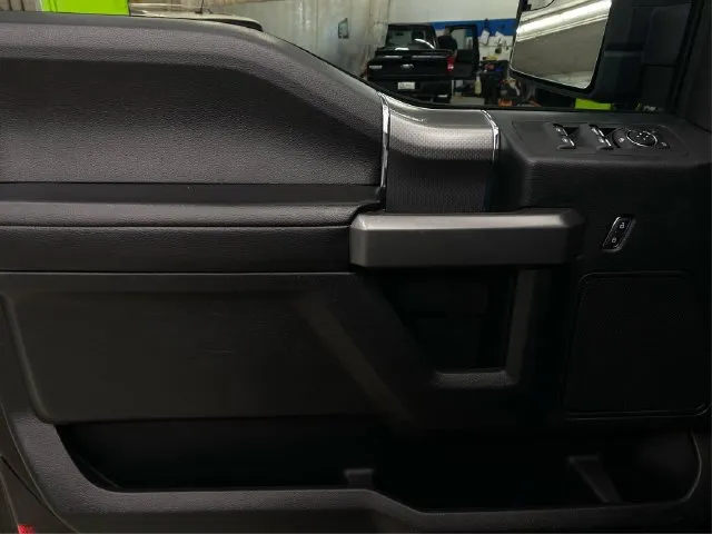 Ford F-150 photo 24