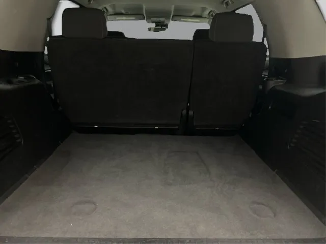Chevrolet Tahoe photo 13