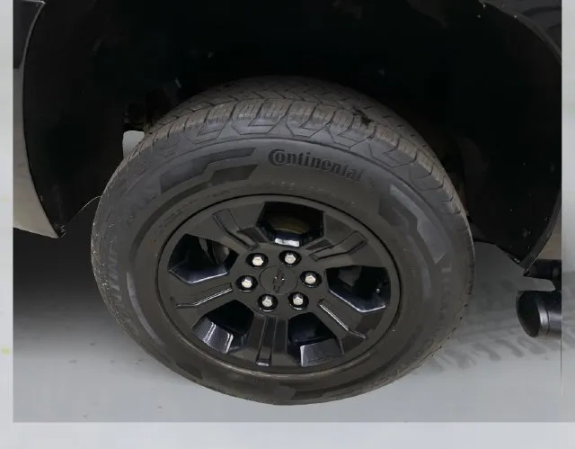 Chevrolet Tahoe photo 16