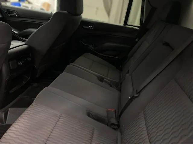 Chevrolet Tahoe photo 11