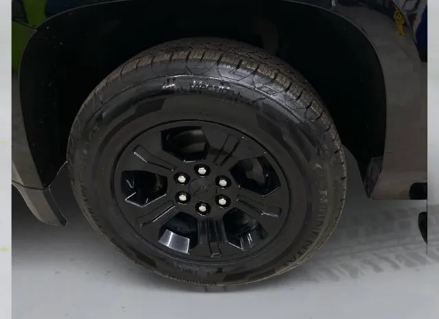 Chevrolet Tahoe photo 18