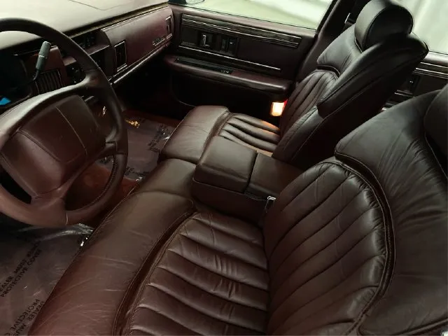 Buick Roadmaster photo 10