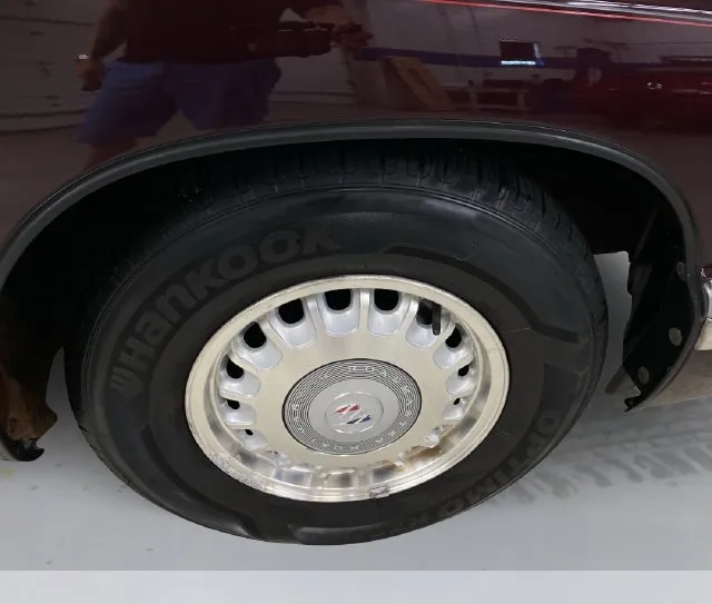 Buick Roadmaster photo 15