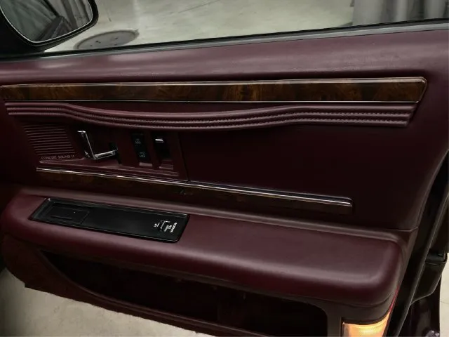 Buick Roadmaster photo 25