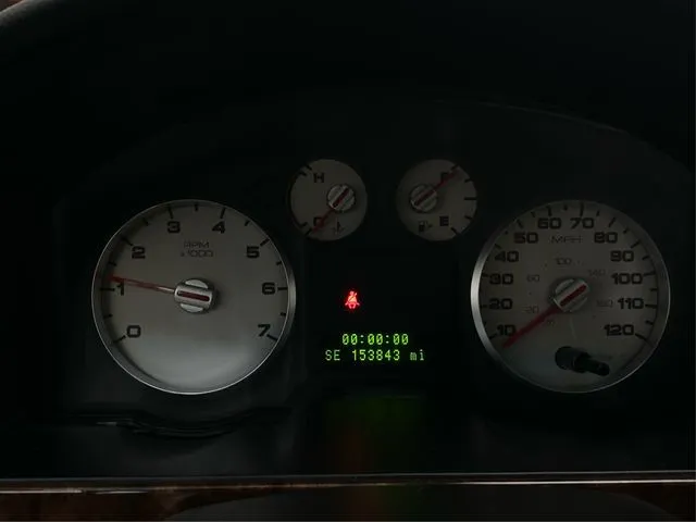Ford Five Hundred photo 22