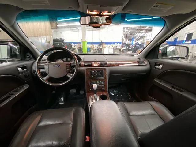 Ford Five Hundred photo 29
