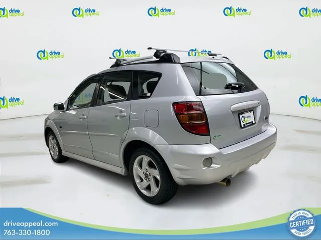 Pontiac Vibe photo 8