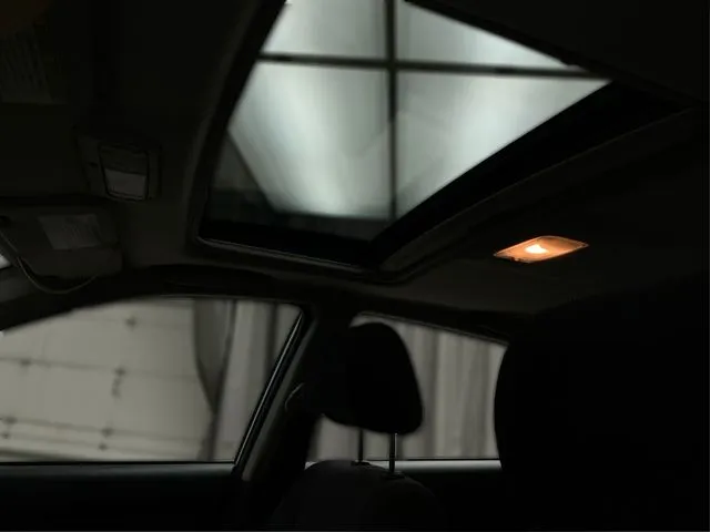 Pontiac Vibe photo 27