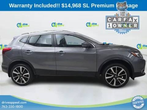 More photos of 2017 Nissan Rogue Sport SL at Drive Appeal Anoka, MN