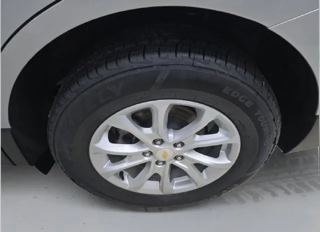 Chevrolet Equinox photo 18