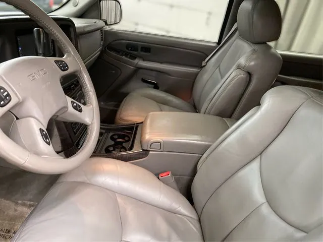 GMC Yukon photo 10