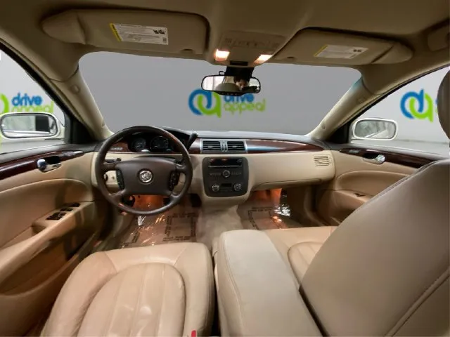 Buick Lucerne photo 28