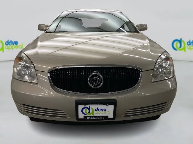 Buick Lucerne photo 15