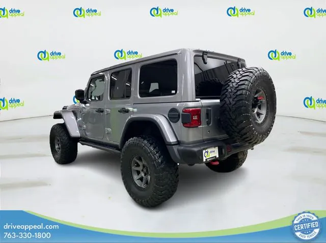 Jeep Wrangler photo 8