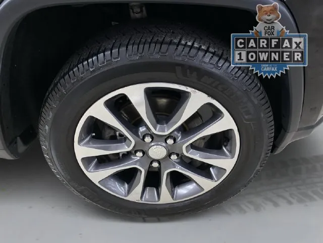 Jeep Grand Cherokee photo 17